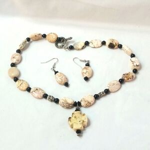 Stone & bead Skulls handmade set